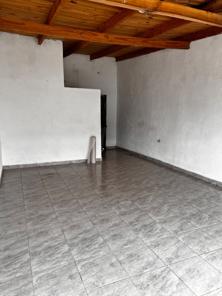 ALQUILER LOCAL COMERCIAL / MONOAMBIENTE 